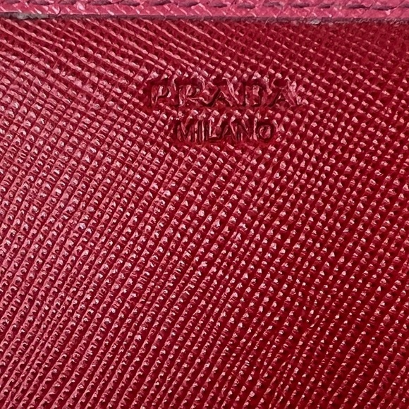 ♥️PRADA RED Saffiano Metal Calfskin Leather Continental/Long Wallet | PRELOVED♥️ - Picture 12 of 16